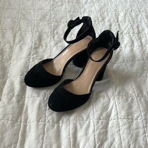 Black LC | Lauren Conrad Suede high heels - round toe